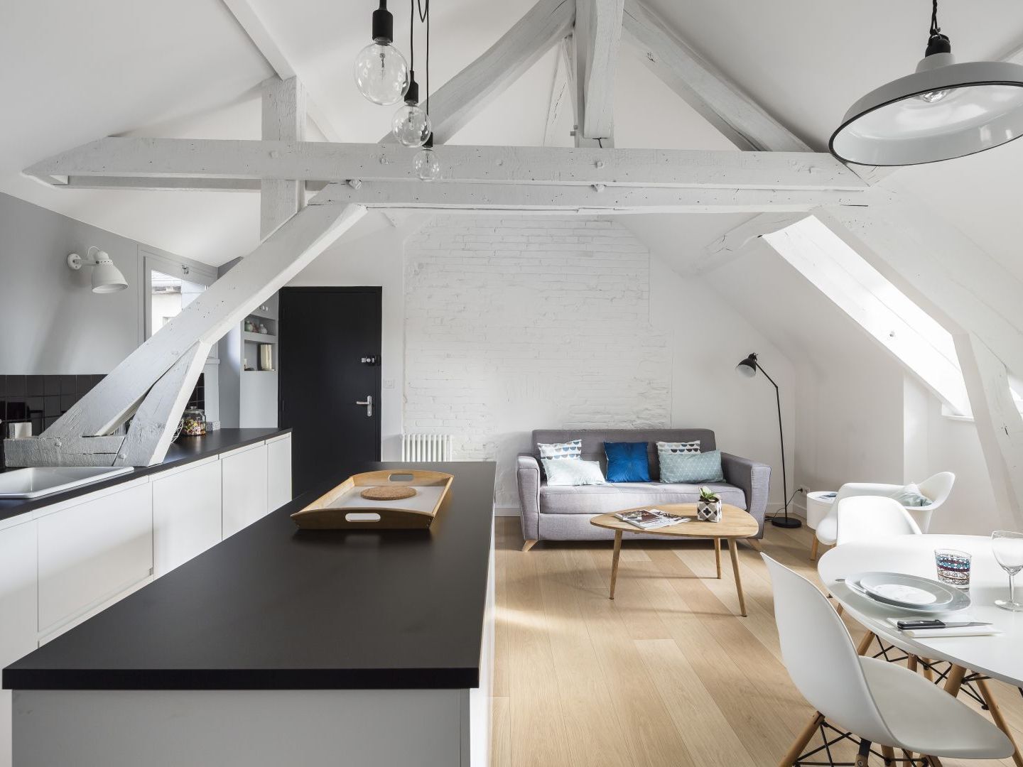 Le Descartes By Cocoonr Lägenhet Rennes Exteriör bild